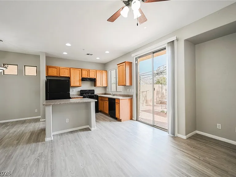 8212 Strawberry Spring St — Photo 27