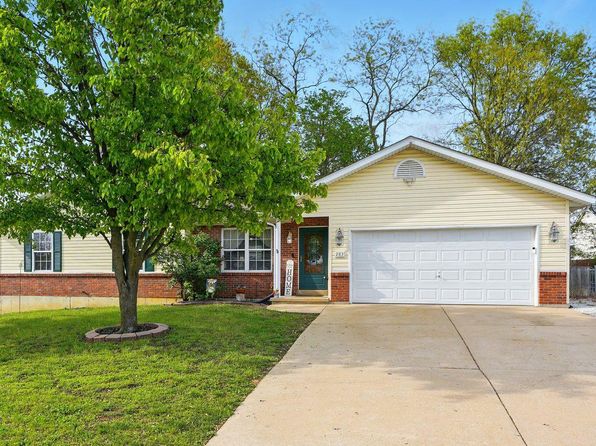 283 Shellbark Dr, Troy, MO 63379