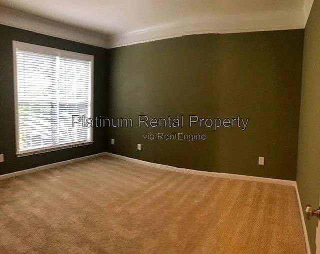 221 Balaban Cir — Photo 23