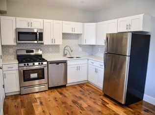 155 Chelsea St #3AB, Boston, MA 02128