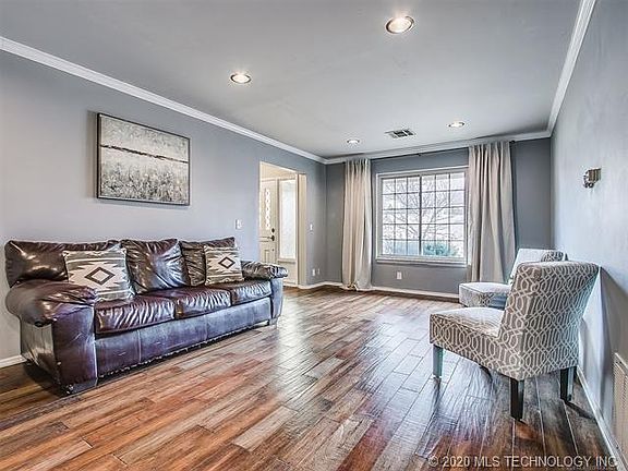 4th image of 2205 Glynnwood Dr
