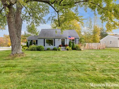 2140 Kinney Ave NW, Grand Rapids, MI, 49534