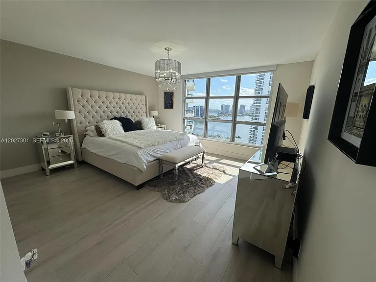 3500 Mystic Pointe Dr #2003 — Photo 13