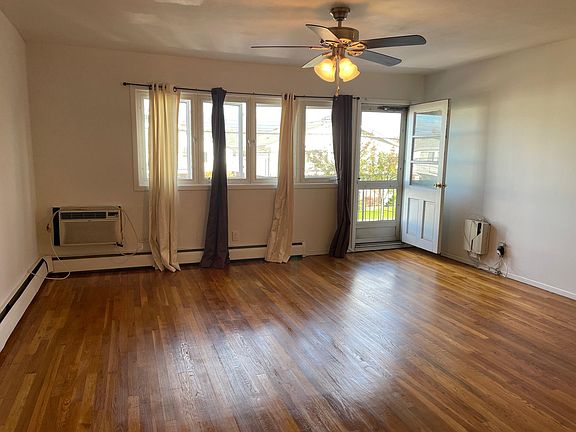 2nd image of 7914 149th Ave