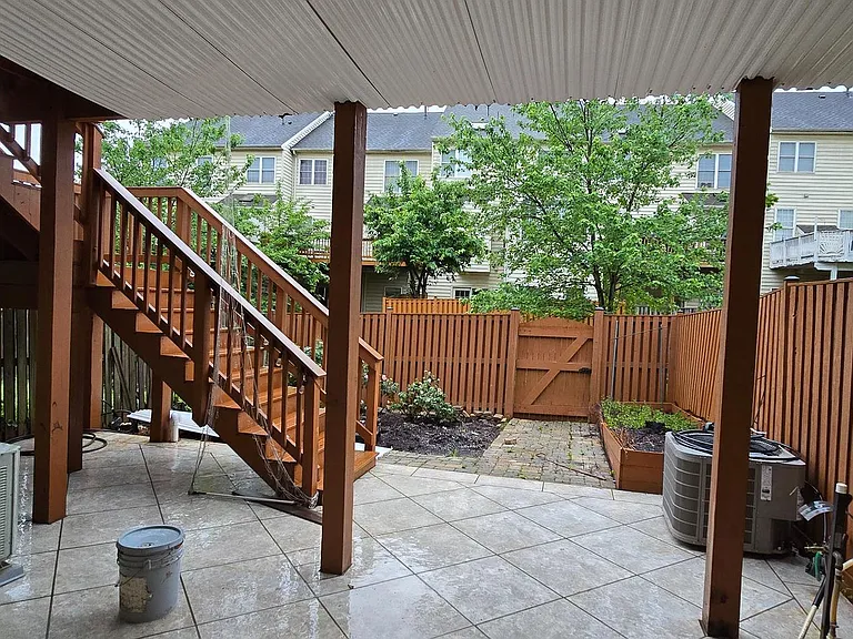 22614 Welborne Manor Sq — Photo 46
