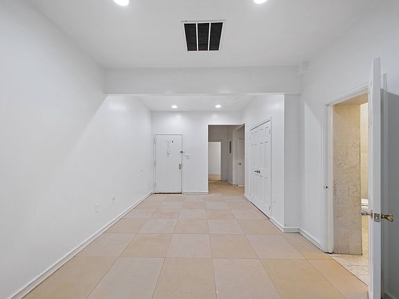 3rd image of 270 Malcolm X Blvd APT 2D