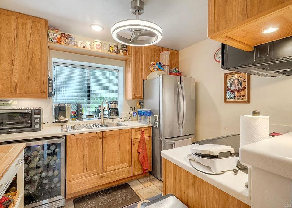 1st image of 4117 Oak Island Ln