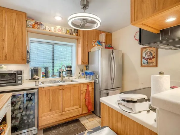 4117 Oak Island Ln, Fallbrook, CA 92028