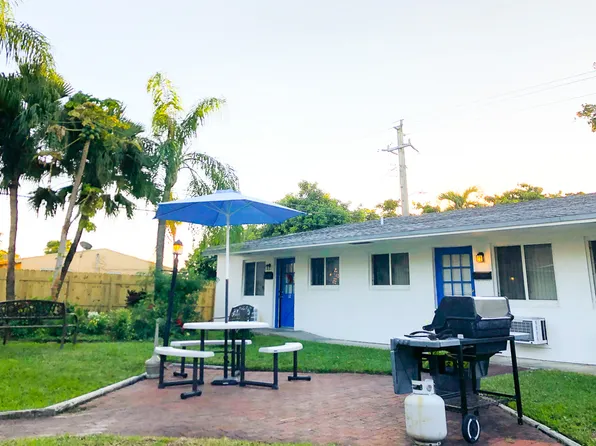 1958 Liberty St #12, Hollywood, FL 33020