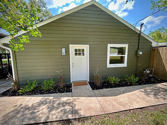2nd image of 11565 Greenway Dr