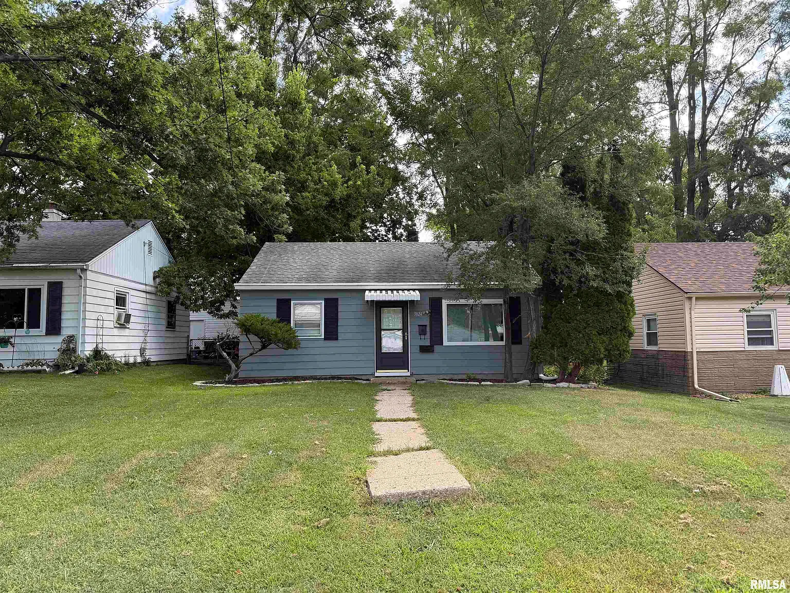 3824 N Dayton Ave photo 1