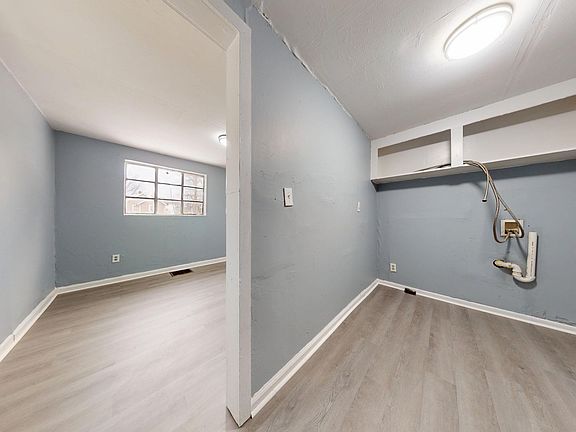 4th image of 154-156 Gordon Pl