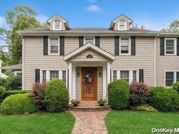 21 Judson Place, Rockville Centre, NY 11570