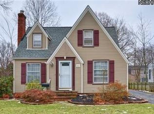 449 Elmwood Rd, Bay Village, OH 44140