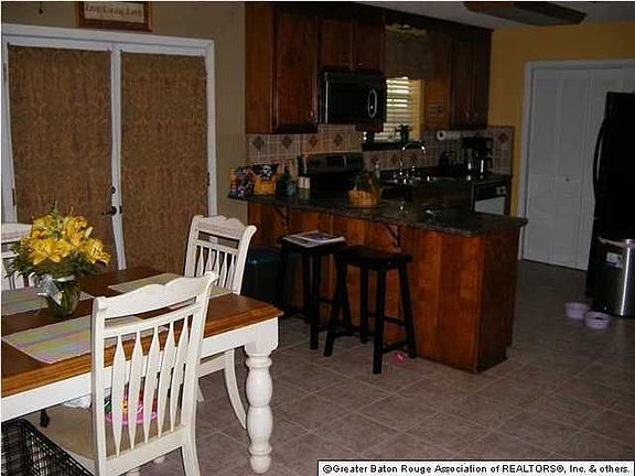 5th image of 42023 Shadow Creek Ave