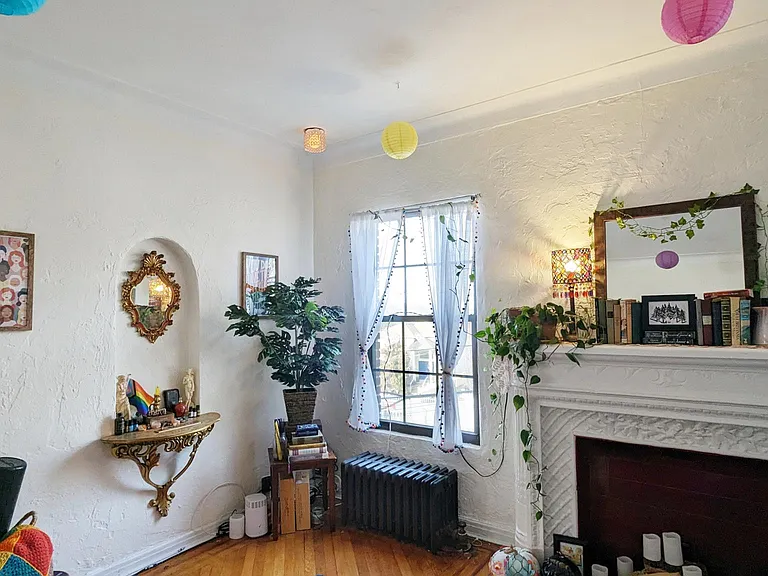 79 Rugby Ave #1 — Photo 2