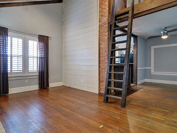 4th image of 3237 Odessa Ave
