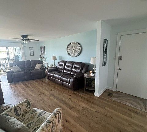 4th image of 1872 W Beach Blvd Unit A-105