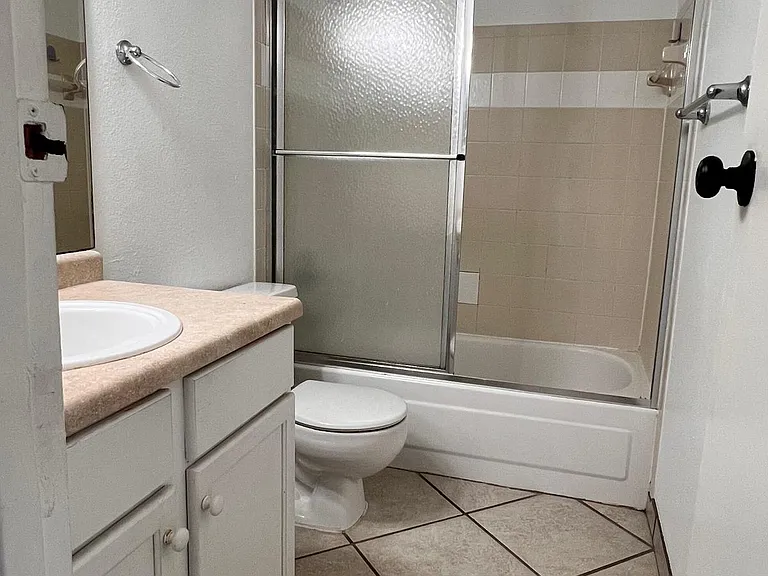 3004 Parkway Blvd #209 — Photo 34