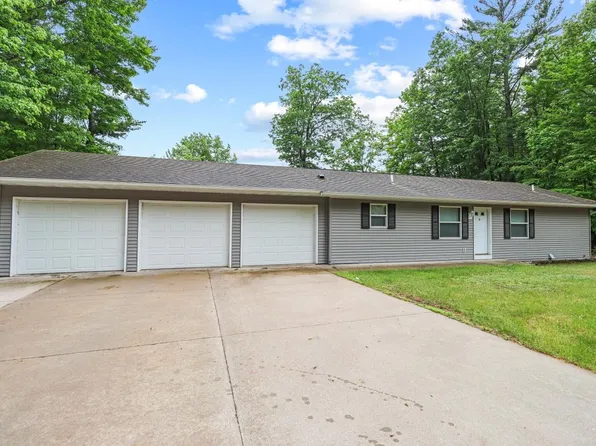403 Hillside Rd, Rhinelander, WI 54501