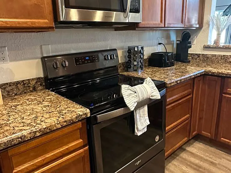 2911 N Granite Reef Rd — Photo 17
