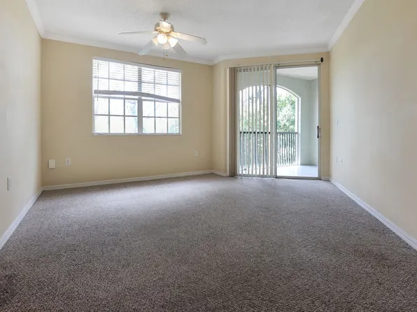 5500 Bentgrass Dr Unit 304, Sarasota, FL 34235