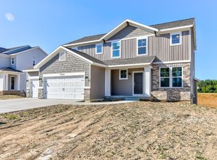 7466 Macview Dr #15, Zeeland, MI 49464