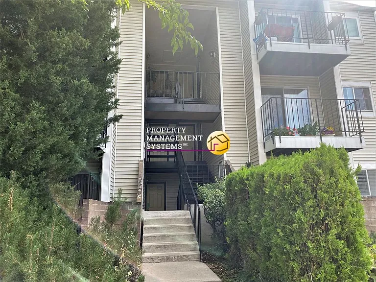 1042 E Quail Vista Ct #H — Photo 15