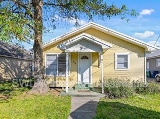 218 E Thomas St, Sulphur, LA 70663