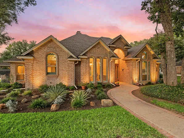 2504 Highland Meadow Dr, Colleyville, TX 76034