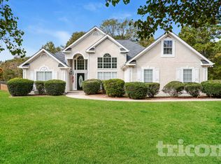 51 Pates Lake Dr, Hampton, GA 30228