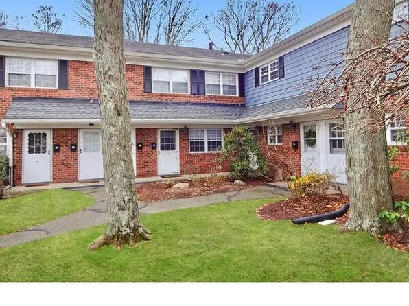 245 Unquowa Road #83, Fairfield, CT 06824