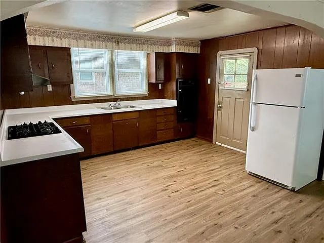 1406 Choctaw Ave — Photo 3