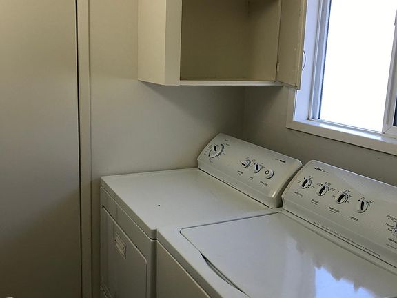 3rd image of 731 5th Ave S APT 23