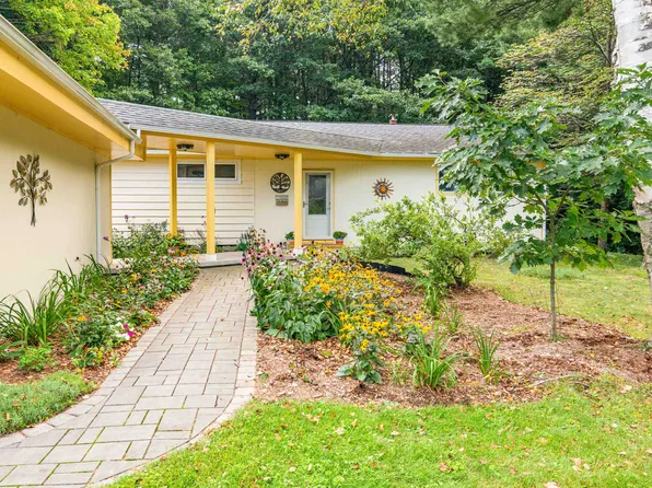 60 Brewer Parkway, South Burlington, VT 05403