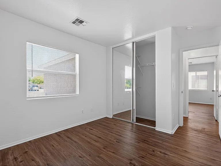 11611 W Palo Verde Ave — Photo 16