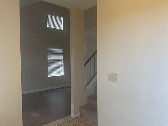 2nd image of 3513 Payne Ave