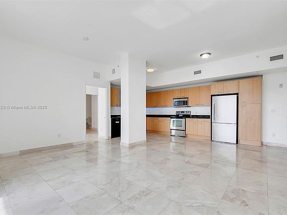 4th image of 1350 NW 8th Ct E #6