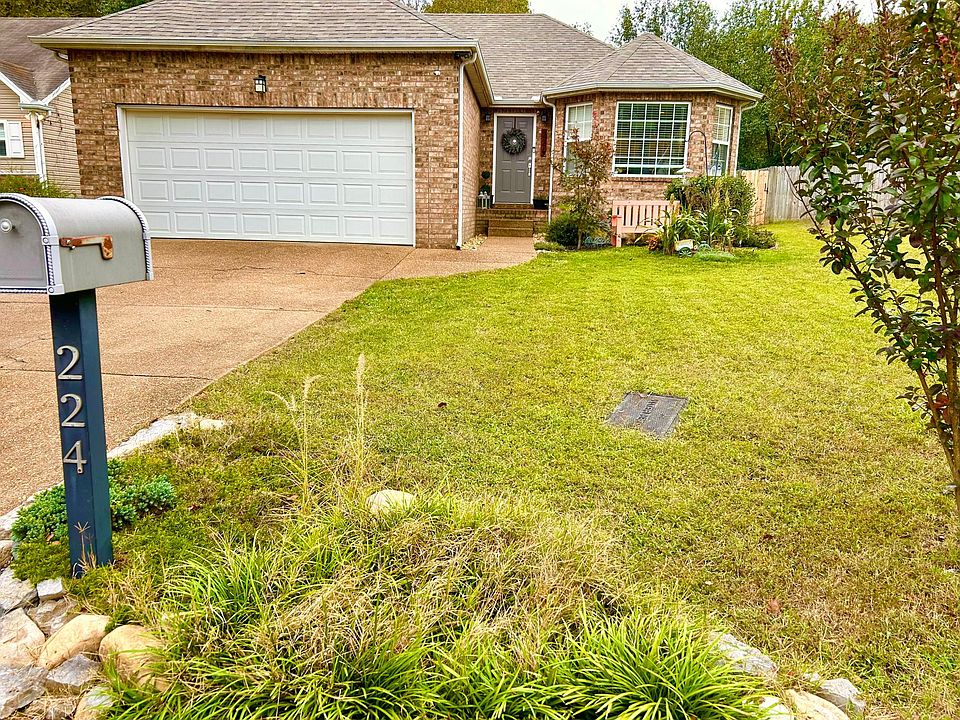 1st image of 224 Woodmaker Ct