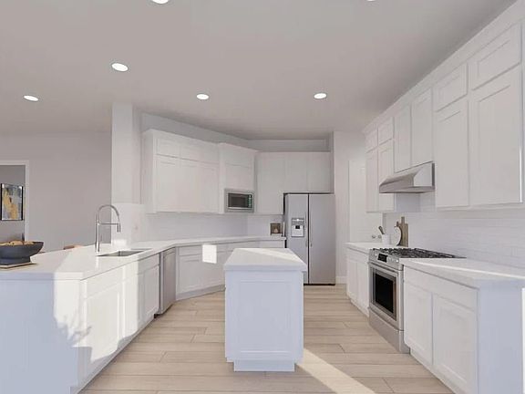3rd image of 8323 Bristol Diamond Dr