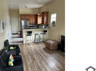 4447 S Wells St #2, Chicago, IL 60609