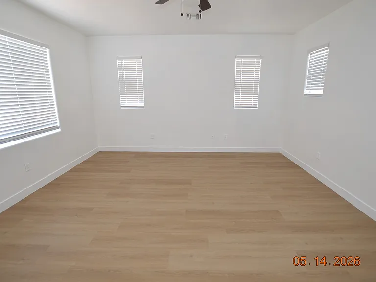 2209 Silvered Bark Dr — Photo 9