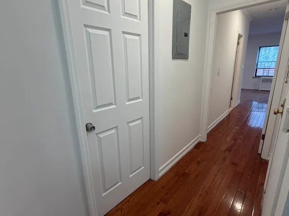 359 East 19th Street image 14 of 20