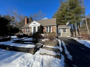 395 Wellington Rd, Delmar, NY 12054