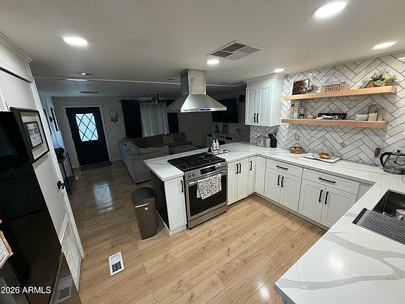 3rd image of 8120 E BOISE Street