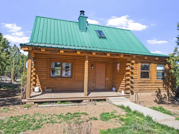 10 Heather Heights Ln, Tijeras, NM 87059