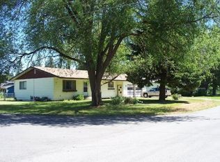 7695 W Crenshaw St, Rathdrum, ID 83858