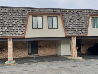 11 Cour Caravelle #11, Palos Hills, IL, 60465
