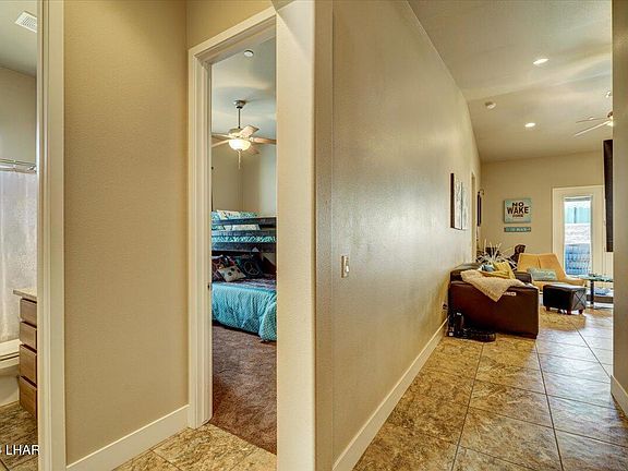 4th image of 745 Malibu Dr