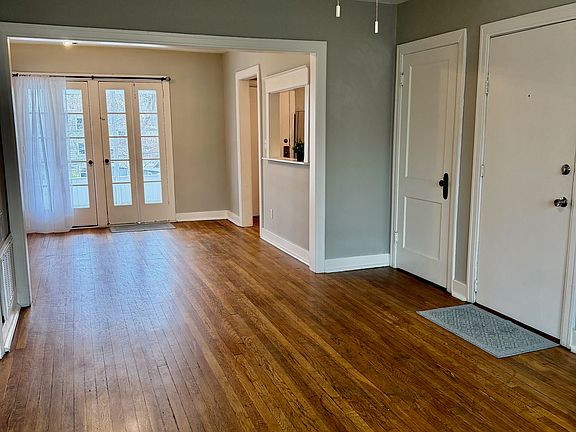 5th image of 2811 Campbell St APT 2N